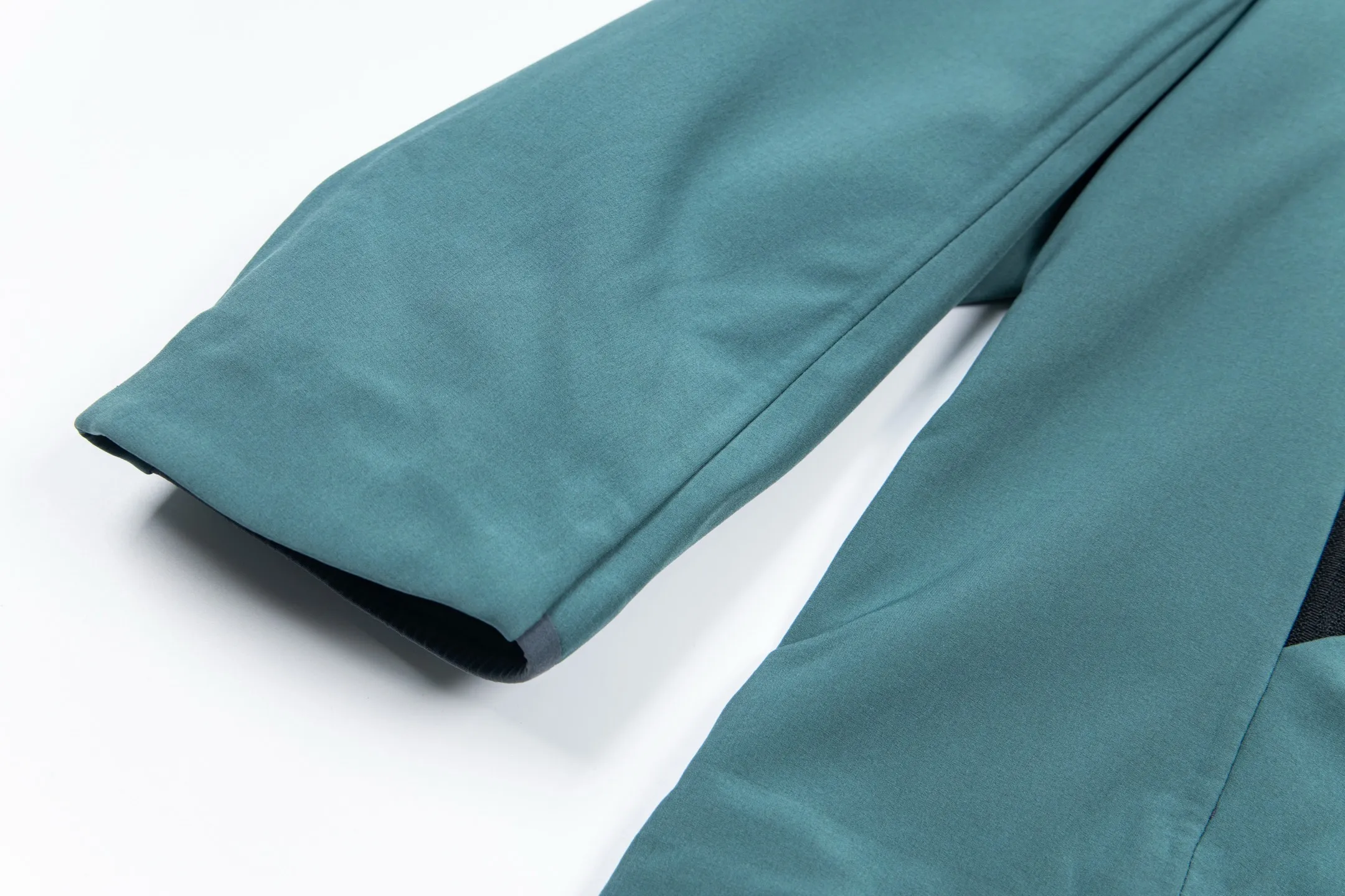 【 】 ARCTERYX GAMMA MX 100％ Series（essentials） gamma mx :Fortius 2.0 :85% ，15% :94% ，6% Gamma ，MX ， ， ， Gamma MX Top Seller， ， Series， ， ; Gamma MX ， ， ， ， ; ，New Arrival ， ， DWR ， ， ，Breathable Wind Stopper ， ， Series ： Blue Black ：S-XXL
